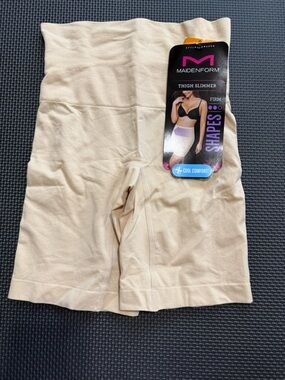 Maidenform Beige Thigh Slimmer Shaping Shorts